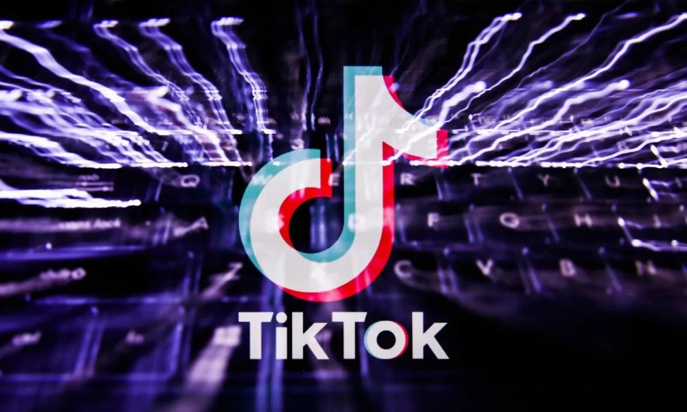 To TikTok σε ρόλο online αστυνόμου: Ξεκαθάρισμα λογαριασμών ή διασπορά τοξικότητας;